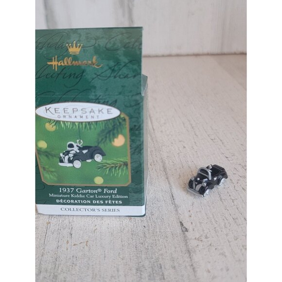 Hallmark 1937 Garton Ford ornament Xmas miniature car - Picture 2 of 6